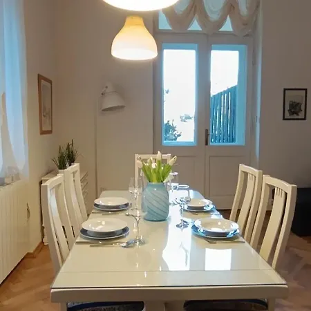 Apartament Big Blue S Privatnim Parkingom