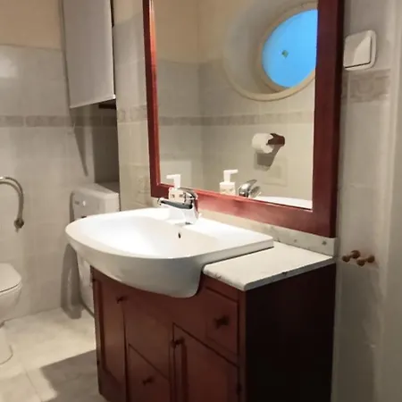 Big Blue S Privatnim Parkingom Apartament *